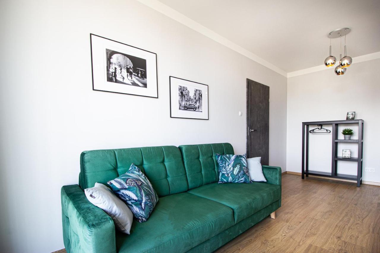 Patio Praga Metro Apartment Warsawa Bagian luar foto